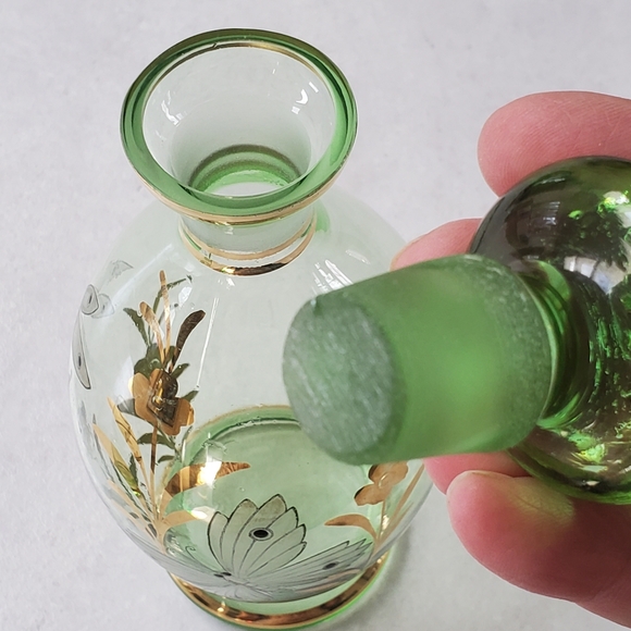 Delicate Glass Decanter with 3 Glasses. Handpainted Butterfly, Dragonfly, Gold - Picture 4 of 13